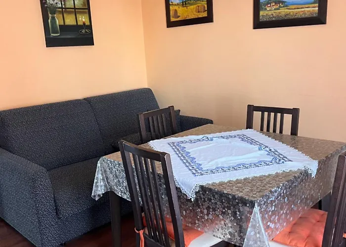 Perla Marina Daire Fano